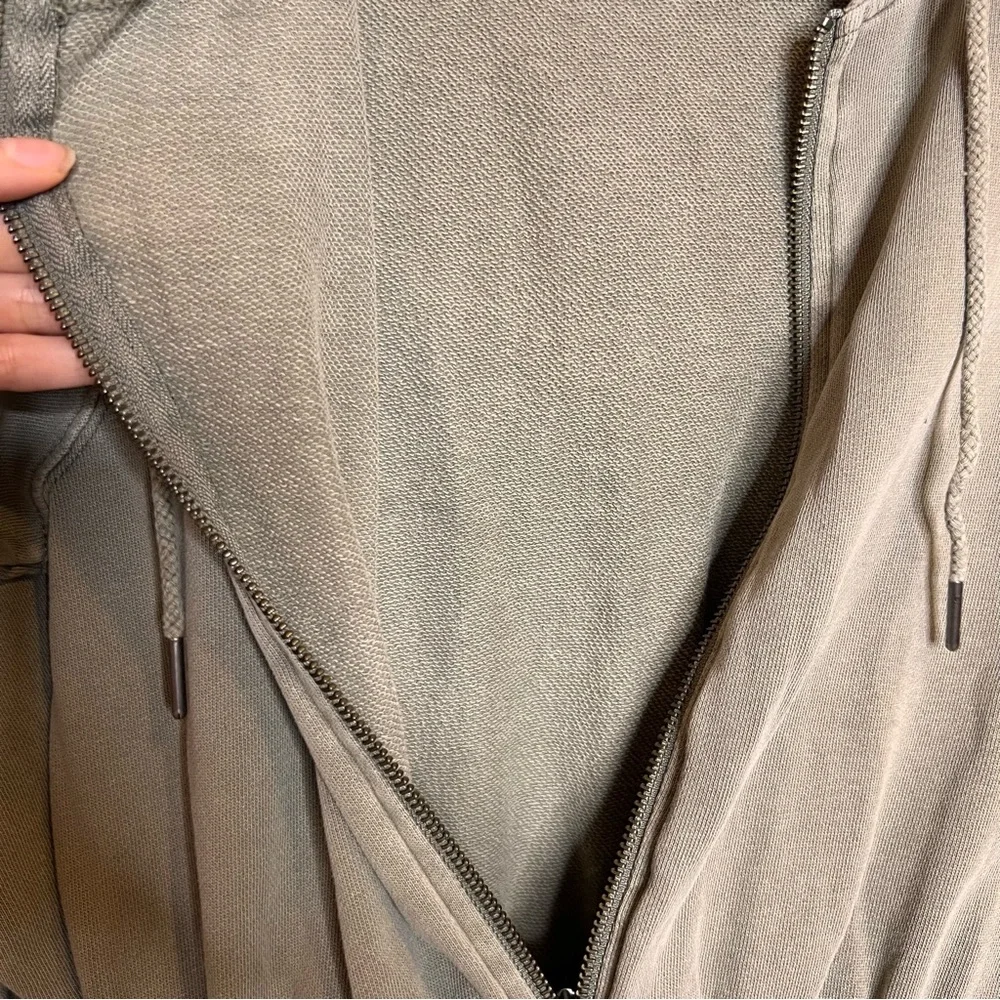 L*SPACE Stay Cool‎ Hooded Romper. Size XS